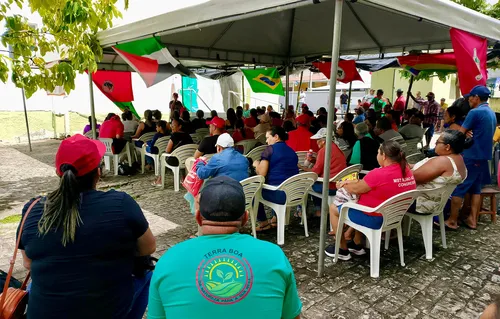 MST Paraíba ocupa pátio da sede do Incra em João Pessoa para exigir celeridade da Reforma Agrária
