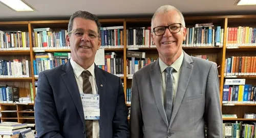 
				
					Ministro Sérgio Kukina, do STJ, visita a Paraíba para lançar projeto de inclusão no TRE-PB
				
				