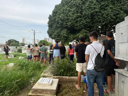 
				
					Saiba quem era o motociclista morto após discussão com motorista de ônibus em João Pessoa
				
				