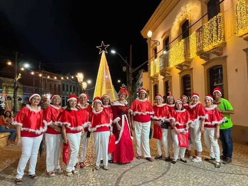 
				
					Natal Rural Iluminado em Areia
				
				