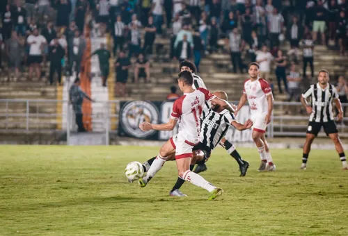 
				
					No Amigão, Treze bate o Esporte de Patos e volta ao G-4
				
				