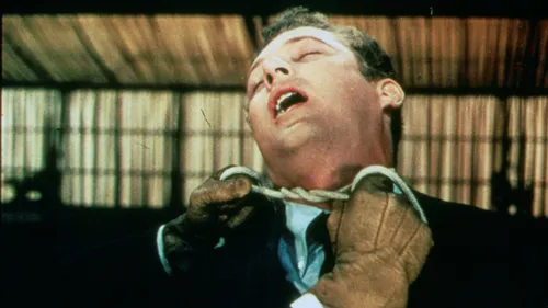 
				
					No Dia de Finados, a morte no cinema
				
				