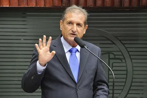 Deputado Hervázio Bezerra faz críticas veladas ao governo e insinua possível rompimento