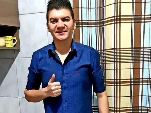 
				
					Pais lamentam morte de homem suspeita de intoxicação por metanol na PB: ‘aconteceu rápido'
				
				