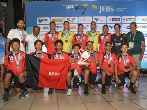 
				
					Paraíba encerra JEBs 2025 com recorde histórico de 45 medalhas
				
				