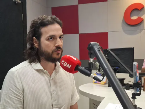 
				
					Pedro não descarta ser vice em 2026 e impõe condição: 'quero um compromisso de ideias'
				
				