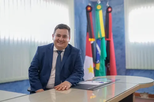 
				
					Polícia apura encontro de prefeito de Jacaraú e ex-secretários suspeitos na morte de Peron Filho
				
				