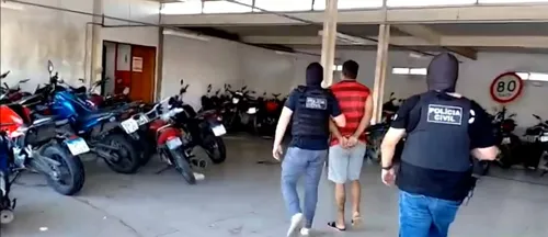 
				
					Polícia prende suspeitos de grupo criminoso especializado em roubo a veículos em João Pessoa
				
				