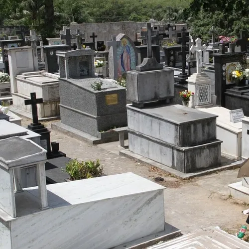 
				
					Dia de Finados: João Pessoa tem missas em cemitérios e esquema especial de trânsito
				
				