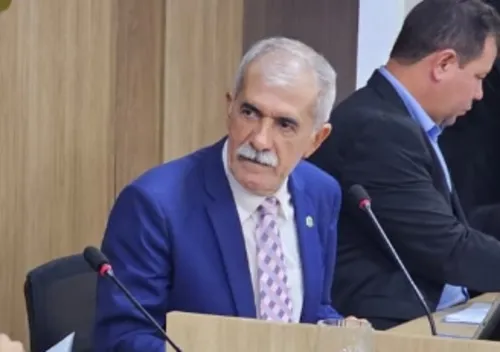 
					Prefeito de Cabedelo confirma rompimento de contrato com empresa investigada por elo com facção
				
				