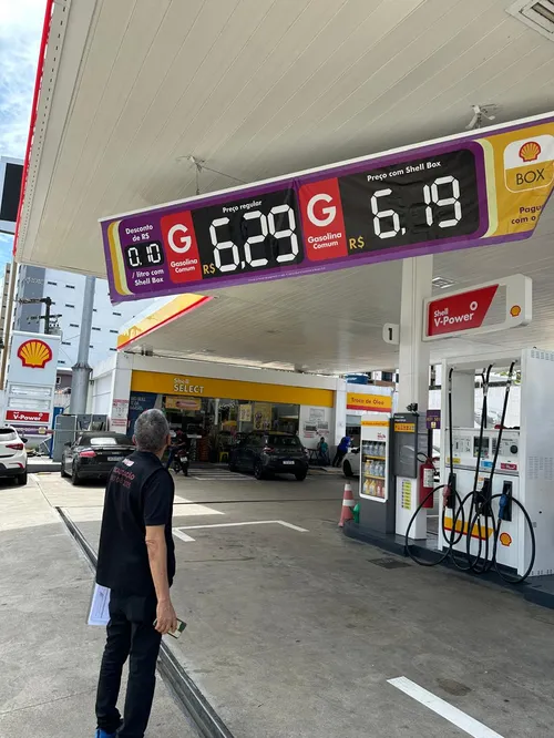 
				
					Procon autua 69 postos de combustíveis em João Pessoa após aumento de até R$ 0,40 na gasolina
				
				