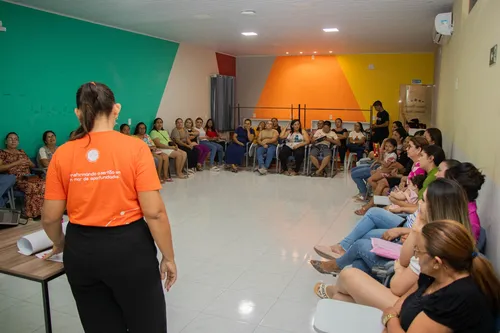 
				
					Projeto no Alto Sertão ensina habilidades, gera renda e muda trajetórias de mulheres
				
				