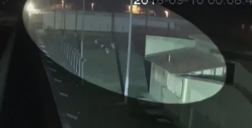 
				
					Quem é Fatoka: chefe do Comando Vermelho fugiu de presídio e é suspeito de interferir em eleição
				
				