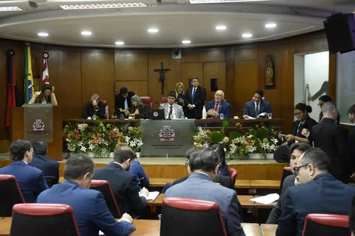 
				
					Câmara de João Pessoa aprova realocação de R$ 65 milhões da Saúde para pagar servidores
				
				