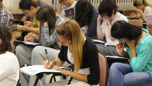 
				
					Resultado preliminar das provas do concurso da educação de João Pessoa é publicado
				
				