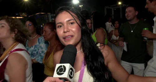 
				
					Réveillon 2026 em João Pessoa tem multidão no Busto de Tamandaré e falha parcial nos fogos
				
				