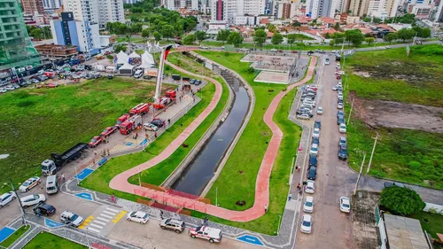 
				
					Samba no parque em João Pessoa
				
				