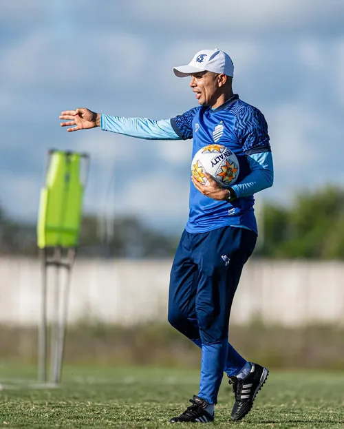 
				
					Série C é a divisão com mais trocas de técnicos no Brasileirão 2025; veja levantamento
				
				