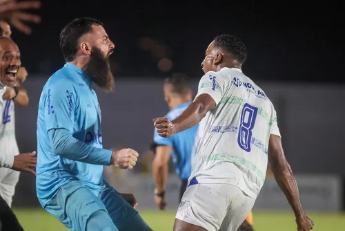 
				
					Serra Branca vence o Botafogo-PB e sai na frente na semifinal do Campeonato Paraibano
				
				