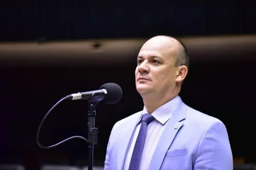 
Moraes manda remover Cabo Gilberto de acampamento em frente ao STF; deputado está na Paraíba
