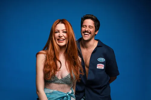 
				
					Sofia Gayoso e Lukete lançam single 'Me Procura'; ouça
				
				