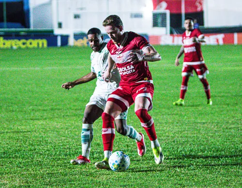 
				
					Sousa perde para o CRB com gols nos acréscimos e se despede da Copa do Brasil
				
				