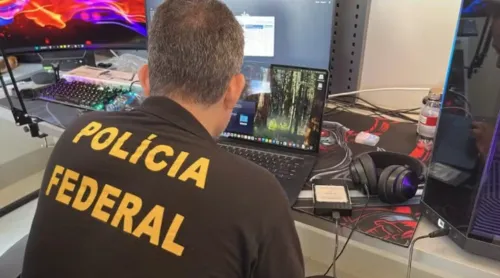 
				
					Suspeito de integrar grupo que desviou R$ 800 milhões em ataque hacker é preso em Campina Grande
				
				