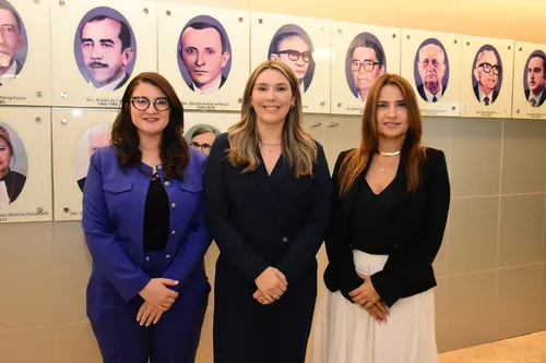 
				
					TJPB forma lista tríplice para vaga exclusiva de advogadas no TRE-PB; veja quem são
				
				