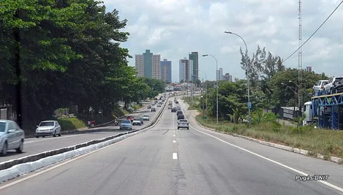 
				
					Trecho da BR-230 em Cabedelo é parcialmente interditado pelo DNIT
				
				