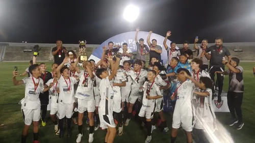 
				
					Treze x Tiradentes pelo Paraibano Sub-13: Galo da Borborema é campeão do estadual; reveja
				
				