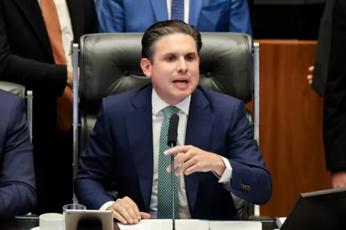 
				
					Veja votos dos paraibanos no PL que reduz as penas de Bolsonaro e de condenados do 8 de janeiro
				
				