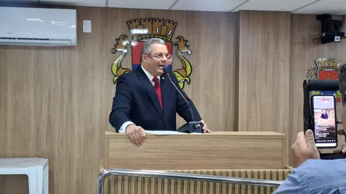  Quem é Edvaldo Neto, prefeito de Cabedelo afastado por suspeita de relação com facção criminosa 