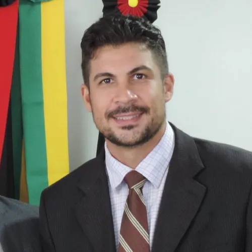 
				
					Vereador de Jacaraú é encontrado morto em rodovia e polícia investiga homicídio
				
				