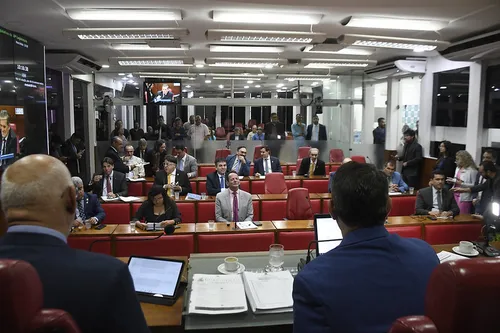 
				
					Vereadores de João Pessoa aprovam proposta que facilita acesso de associações a emendas
				
				