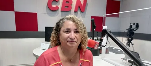 
				
					Ex-candidata a prefeita, Rama Dantas é expulsa do PSTU e acusa partido de 'machismo'
				
				
