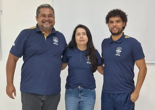 
				
					Victor Ferraz, Gleide Costa e Marcel Santos tiram Licença B de treinador na CBF
				
				