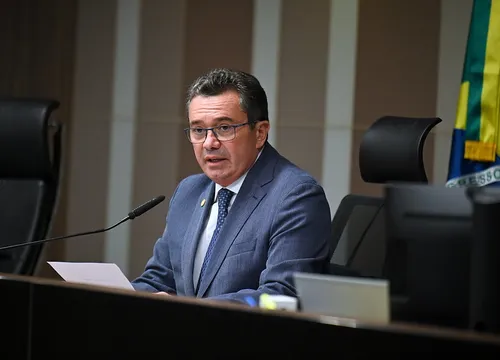 
				
					Vital do Rêgo é reeleito presidente do TCU para 2026
				
				