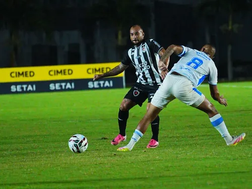 
					Botafogo-PB derrota o Confiança e mantém boa fase na Série C
				
				