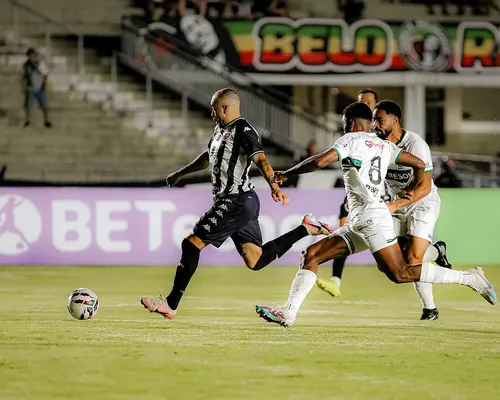 
					Botafogo-PB vence o Maringá no Almeidão e encerra sequência negativa na Série C
				
				