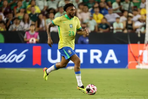 
					Brasil sem lateral na Copa... As razões do improviso de Ancelotti
				
				