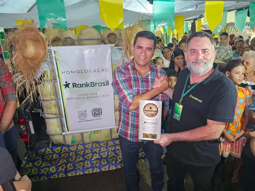 
					Caaporã bate recorde de maior pamonha do Brasil com mais de uma tonelada
				
				