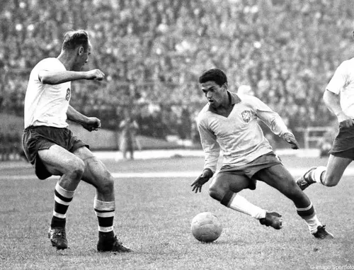 
					Confira o ranking dos times que mais cederam jogadores para o Brasil em Copas do Mundo
				
				