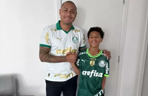 
					Conheça PH Neto, joia paraibana com mais de 200 gols na base do Palmeiras
				
				