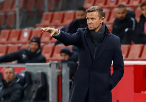 
					Copa do Mundo 2026: conheça os técnicos das 48 seleções que disputarão o Mundial
				
				