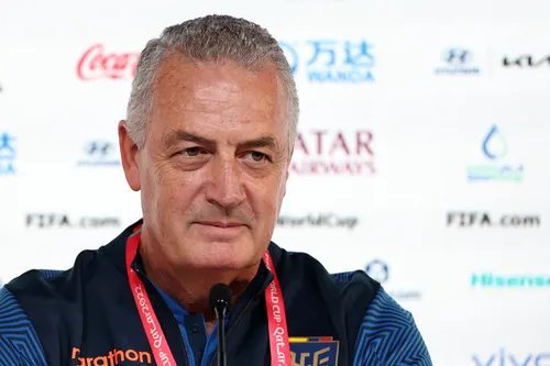 
					Copa do Mundo 2026: conheça os técnicos das 48 seleções que disputarão o Mundial
				
				