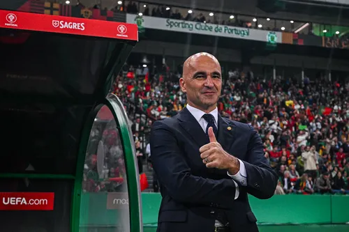 
					Copa do Mundo 2026: conheça os técnicos das 48 seleções que disputarão o Mundial
				
				