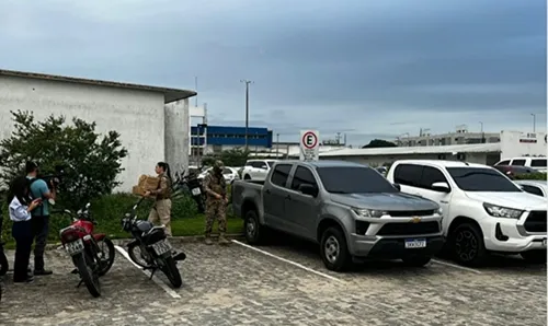 
					Justiça concede prisão domiciliar para 'tesoureira' de esquema de desvio de drogas na polícia
				
				