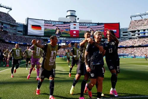 
					Eliminação da Alemanha na Copa do Mundo mantém o Brasil como único pentacampeão até 2030
				
				