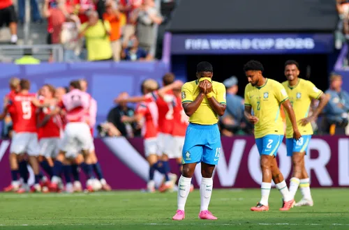 
					Brasil amplia jejum contra europeus e amarga sexta eliminação seguida em Copas do Mundo
				
				