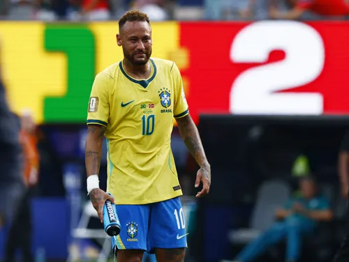 
					Enquanto o Brasil abraça o acaso, o futebol exige cada vez mais trabalho
				
				